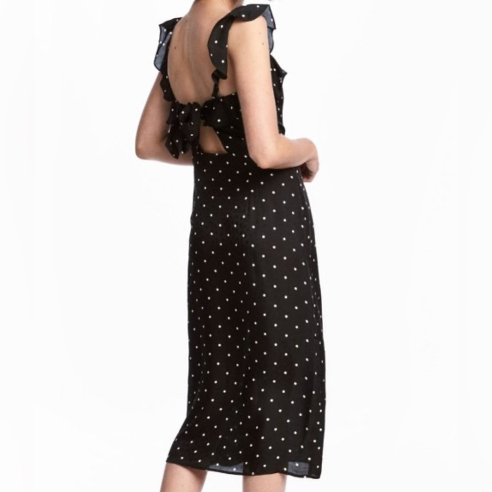 H+M Elegant Ruffled Black Polka Dot Dress.         Size-10